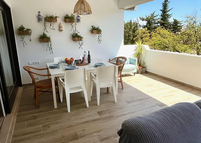 Excelstay - Balaia Apartment *