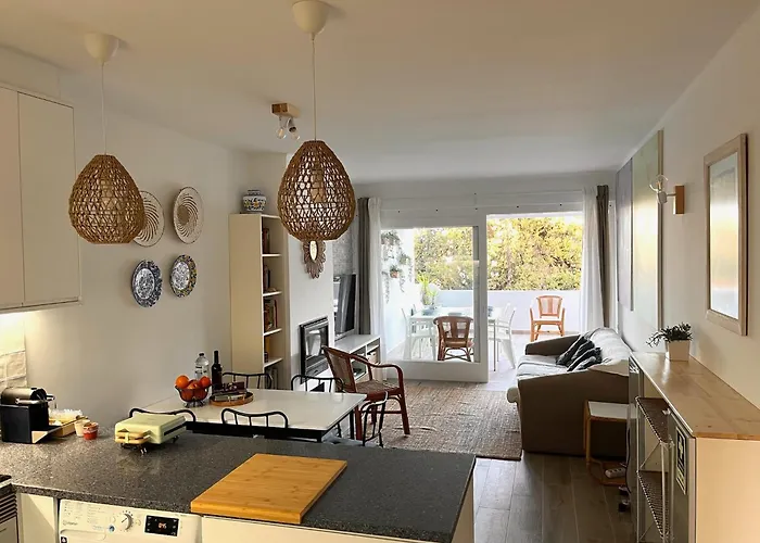 Excelstay - Balaia Apartment *