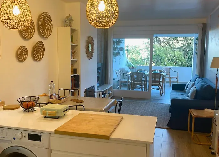 Excelstay - Balaia Apartment